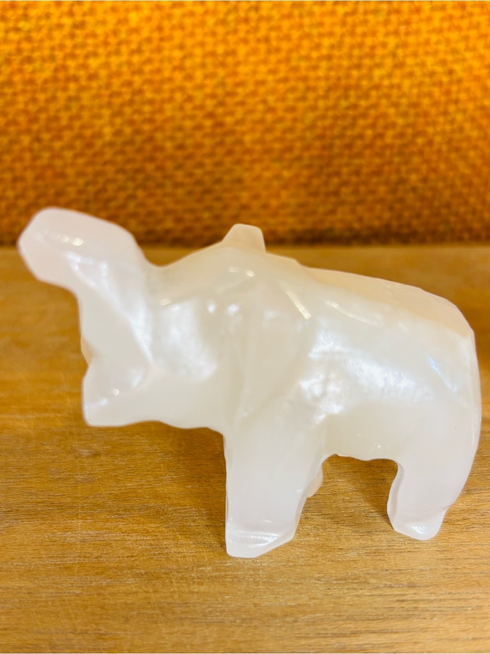 Miniature Onyx Elephant Family - Picture 2 of 7